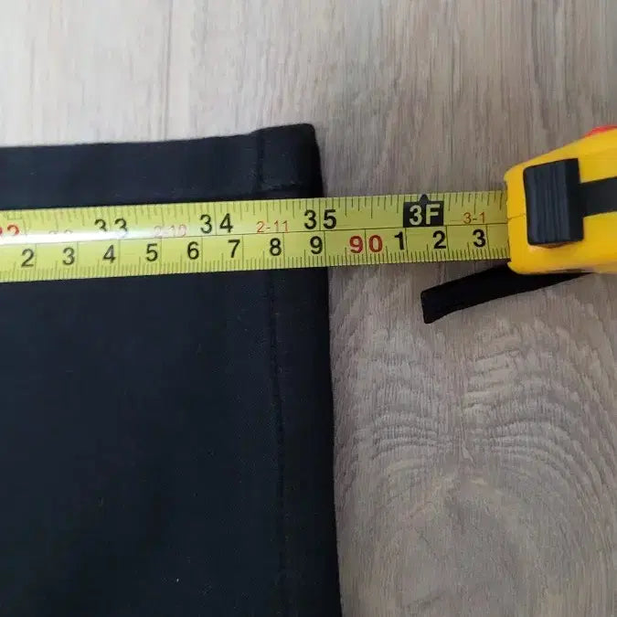 [SOLD OUT] 유니클로 검정색 남성 면바지