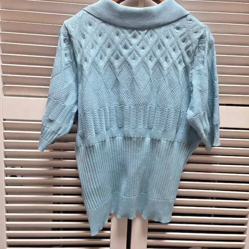 [SOLD OUT] 칼라거펠트  니트