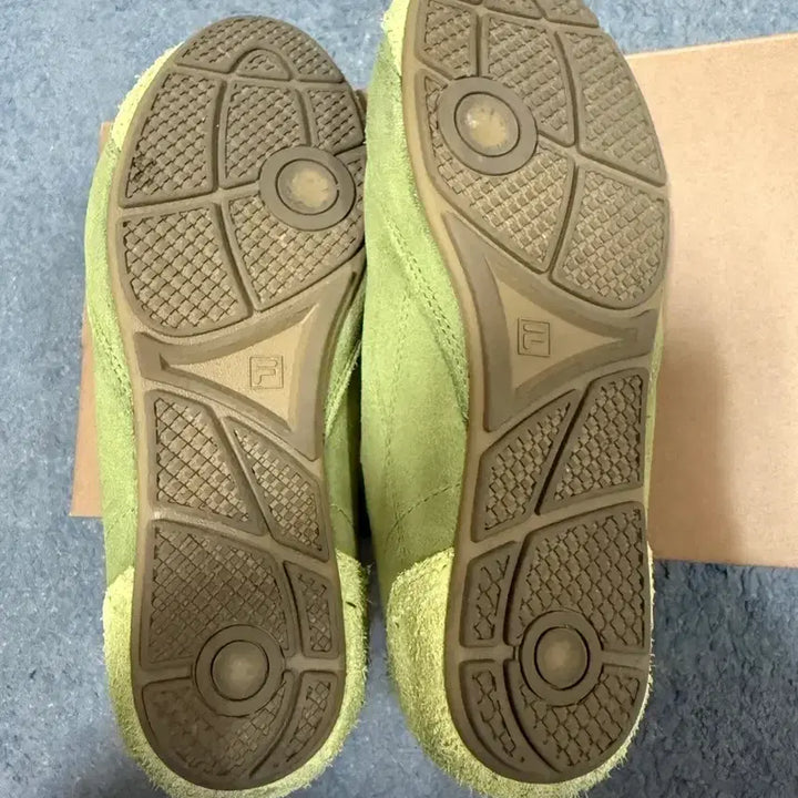 [BUNJANG] Fila Ritmo Sleek LX Matcha Sneakers / 휠라 리트모 슬릭LX 말차 245사이즈 판매합니다.