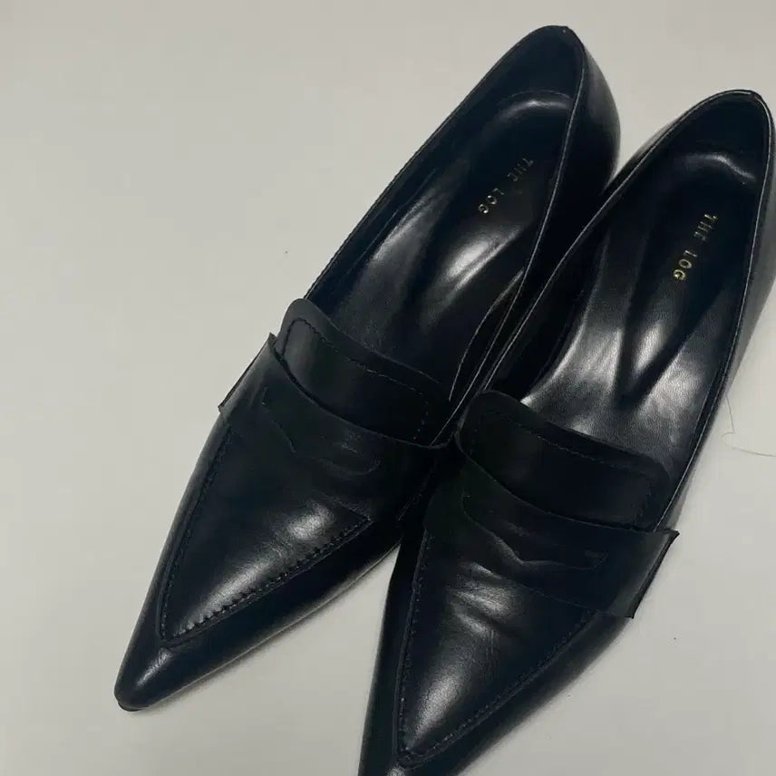 [BUNJANG] We We Mee Yu Stiletto Heels (Size 230) / 1회착용) 위위미유 지그재그 에이블리 스틸레토 힐
