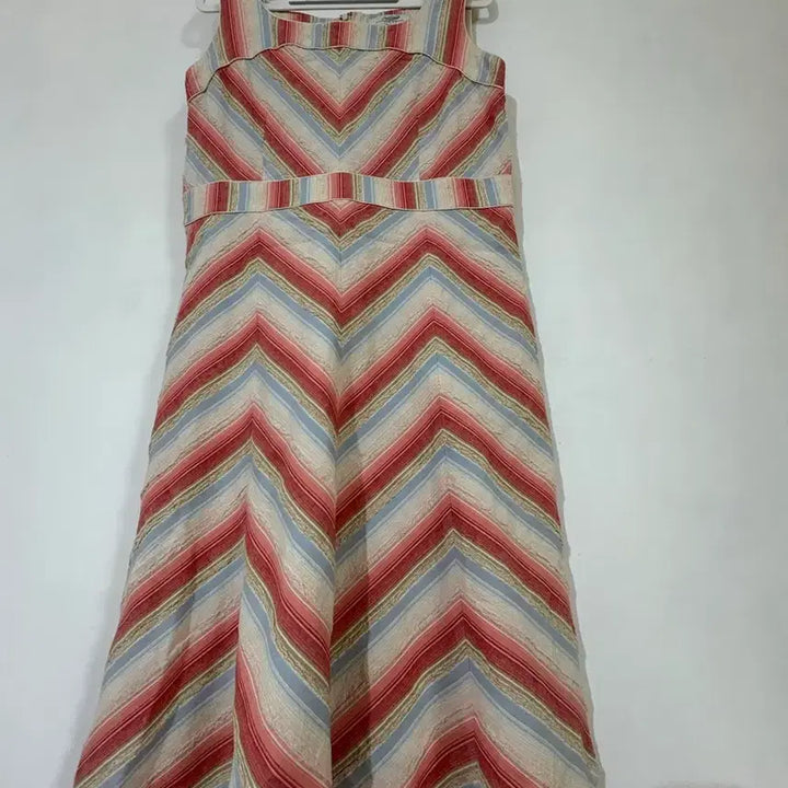 [BUNJANG] Crocodile Stripe Pattern Midi Dress / 스트라이프 패턴 원피스. 크로커다일원피스