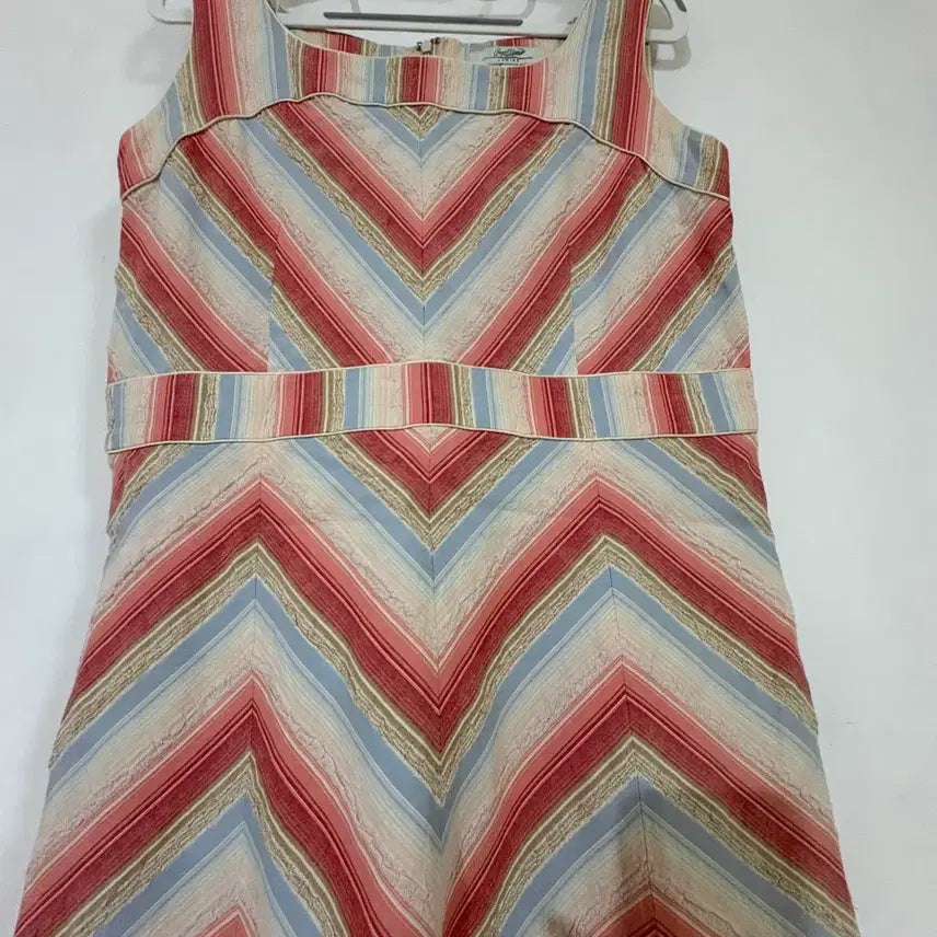 [BUNJANG] Crocodile Stripe Pattern Midi Dress / 스트라이프 패턴 원피스. 크로커다일원피스