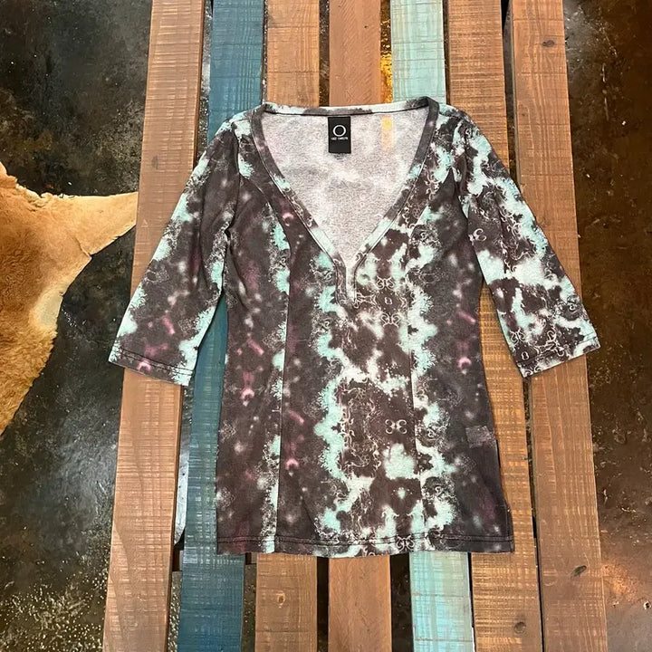 [BUNJANG] Ozz Oneste Pattern Cut-Sew Top / Ozz Oneste 오즈온 오즈 오네스트 패턴 컷소우 탑