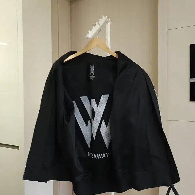 [SOLD OUT] 라이프워크 항공점퍼 집업
