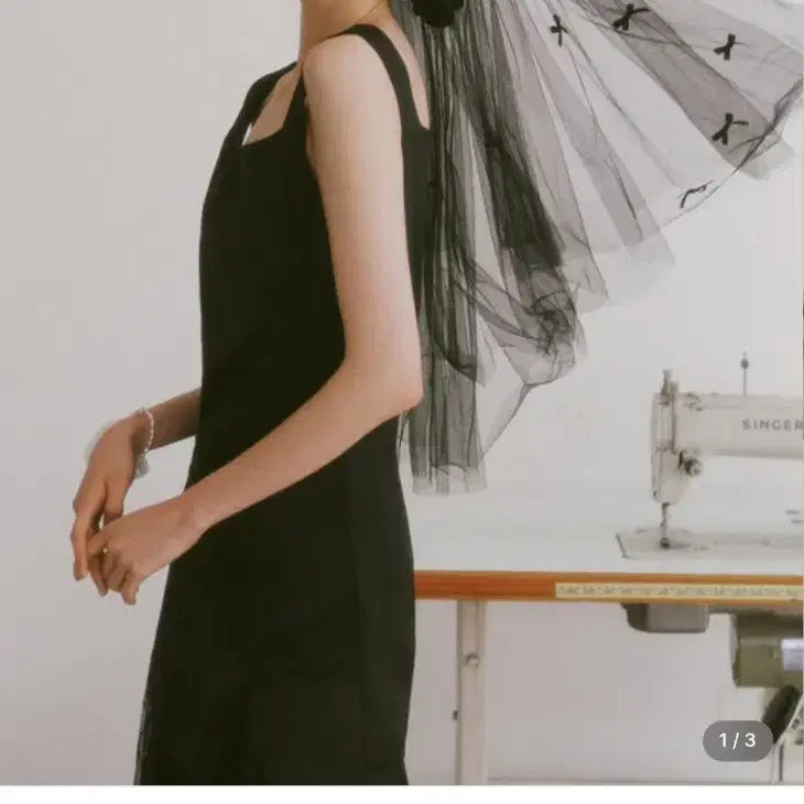 [BUNJANG] Gani Song Bridal Black Veil with Ribbon / 가니송 브라이덜 블랙 무드 베일 리본달림