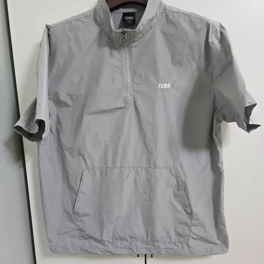 [BUNJANG] FCMM Short Sleeve Anorak &amp; Shorts Set-up / FCMM 그레이 반팔 아노락 + 반바지 셋업
