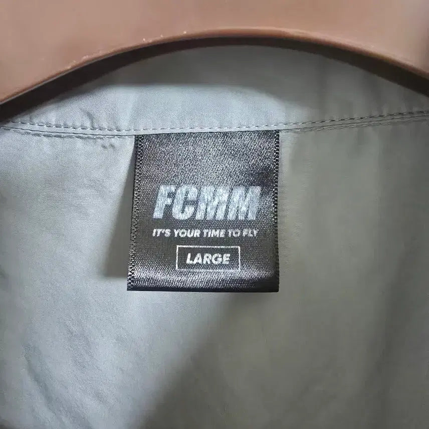 [BUNJANG] FCMM Short Sleeve Anorak &amp; Shorts Set-up / FCMM 그레이 반팔 아노락 + 반바지 셋업