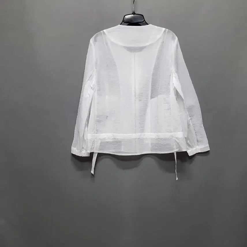 [SOLD OUT] 자수 포켓 시스루 블루종 (새상품)