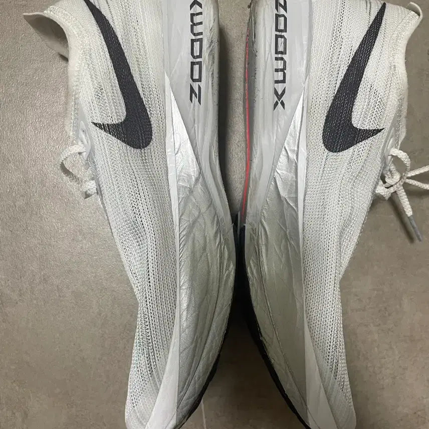 [BUNJANG] Nike Streakfly 2 Running Shoes / 나이키 스트릭플라이2 260