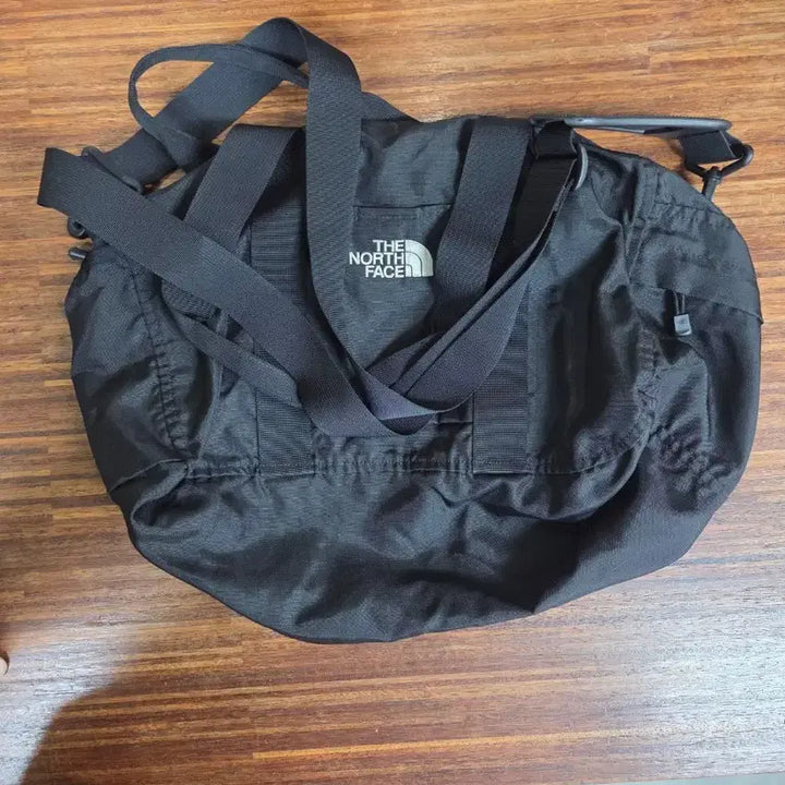 [BUNJANG] The North Face Vintage Nylon Crossbody Bag 19L / 노스페이스 빈티지 나일론 크로스백 19L