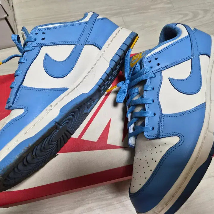[BUNJANG] Nike Dunk Low University Blue Sneakers / 나이키 덩크 로우 유니버시티 블루