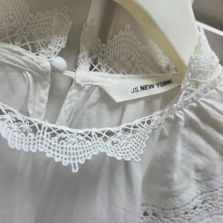 [SOLD OUT] JS.NEW YORK  블라우스 (작은오염)