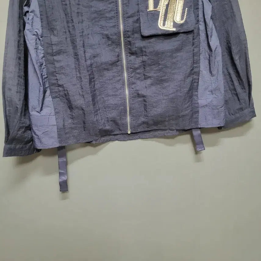 [BUNJANG] Embroidered Pocket Sheer Blouson 77 / 자수 포켓 시스루 블루종 77(새상품)