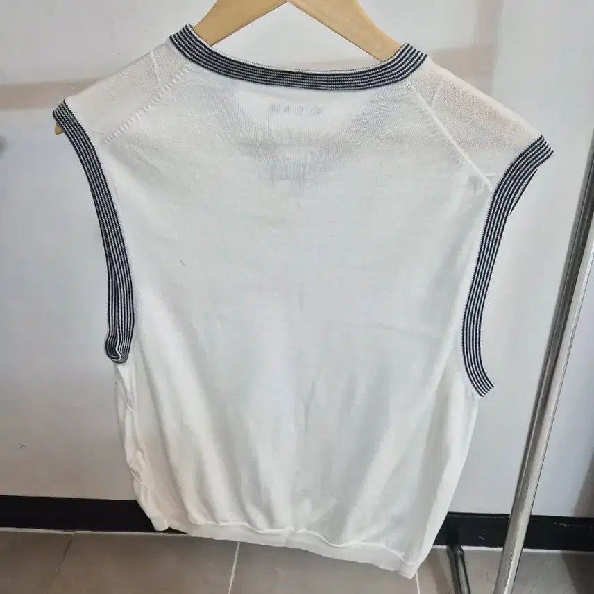 [BUNJANG] Ashworth White Knit Vest XL / 애쉬워스 화이트 니트 베스트 XL