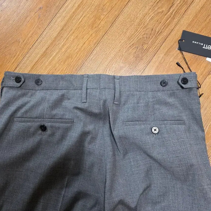 [SOLD OUT] 닐바렛 그레이 울 슬랙스