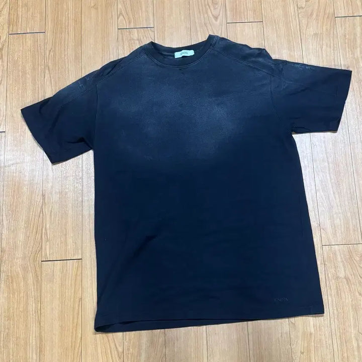 [BUNJANG] Ignota Core Begvisir Short Sleeve T-shirt Black L / 이그노타 코어:9 베그비시르 숏 슬리브 반팔티셔츠 블랙 L