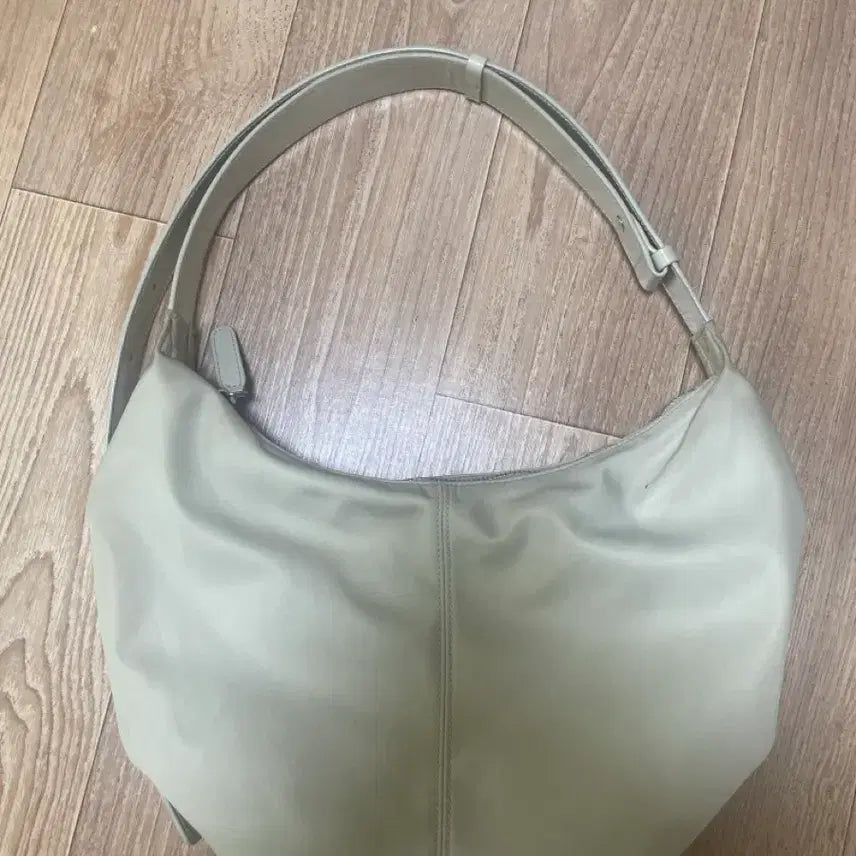 [BUNJANG] Nothing Written Hobo Bag / 낫띵리튼 호보백