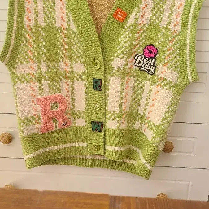 [BUNJANG] Green Check Pattern Knit Vest / 매력적인 그린 체크 패턴의 니트 조끼