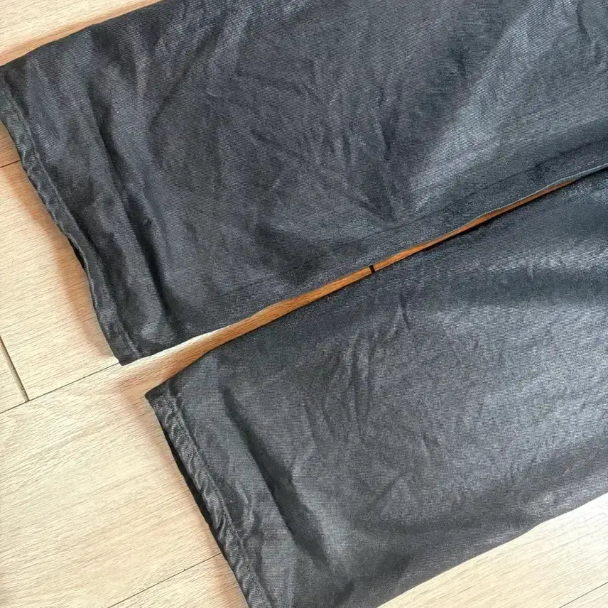 [BUNJANG] Yiyae Coating Jeans Black M Size / yiyae 이예 코팅진 블랙 M사이즈