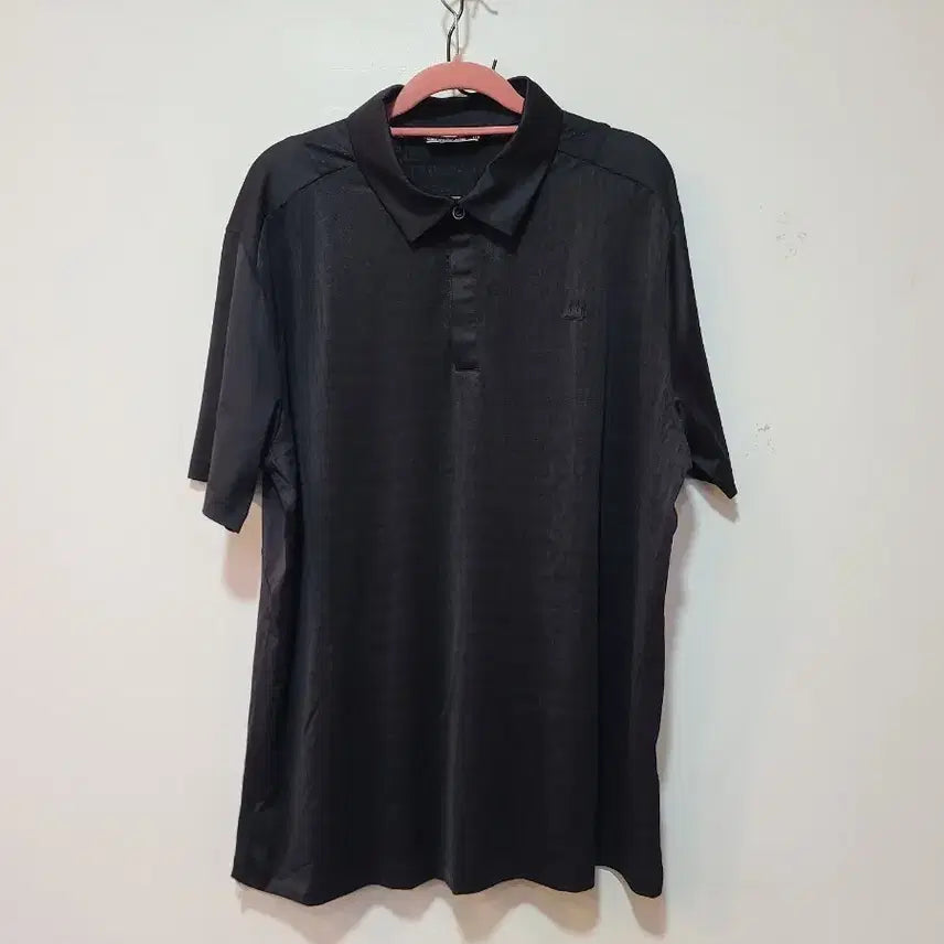 [BUNJANG] Jean-Michel Basquiat Black Polo Shirt / 장 미셸 바스키아 블랙 카라티