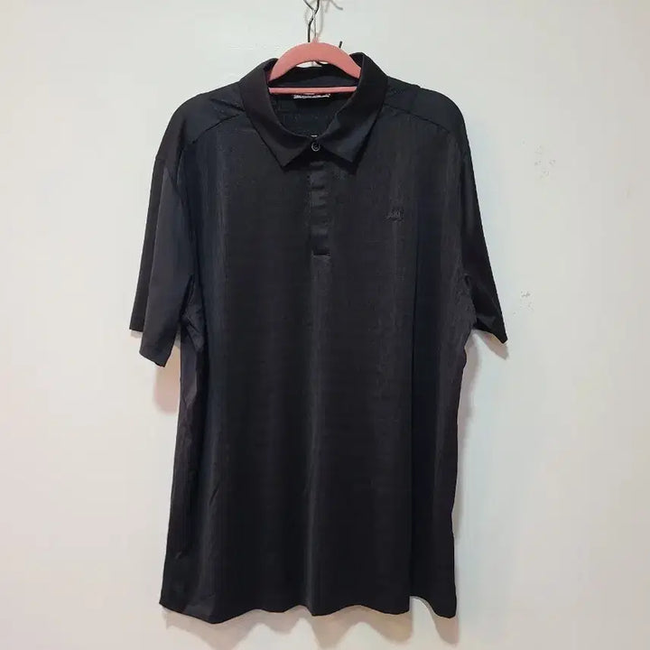 [BUNJANG] Jean-Michel Basquiat Black Polo Shirt / 장 미셸 바스키아 블랙 카라티