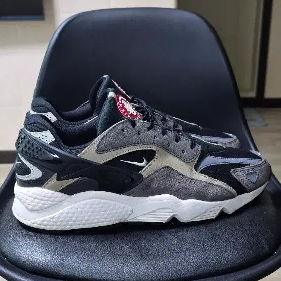 [BUNJANG] Nike Huarache Running Shoes (Black/Gray) (290) / 나이키 허라취 러닝화 블랙/그레이(290)