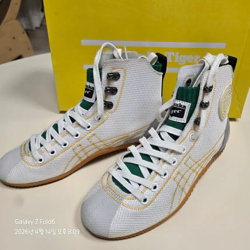 [BUNJANG] Onitsuka Tiger SCLAW MT High-Top Sneakers / 오니츠카타이거 스크로우  하이탑 스니커즈240mm