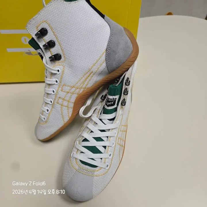 [BUNJANG] Onitsuka Tiger SCLAW MT High-Top Sneakers / 오니츠카타이거 스크로우  하이탑 스니커즈240mm