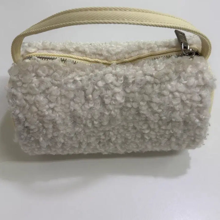 [BUNJANG] 미닛뮤트 clo circie - butter cream(LIMITED) / 미닛뮤트 clo circie - butter cream(LIMITED)
