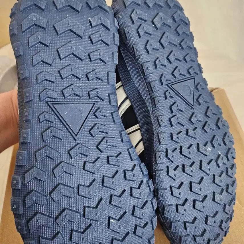 [SOLD OUT] 네파 아동 운동화 네이비 240
