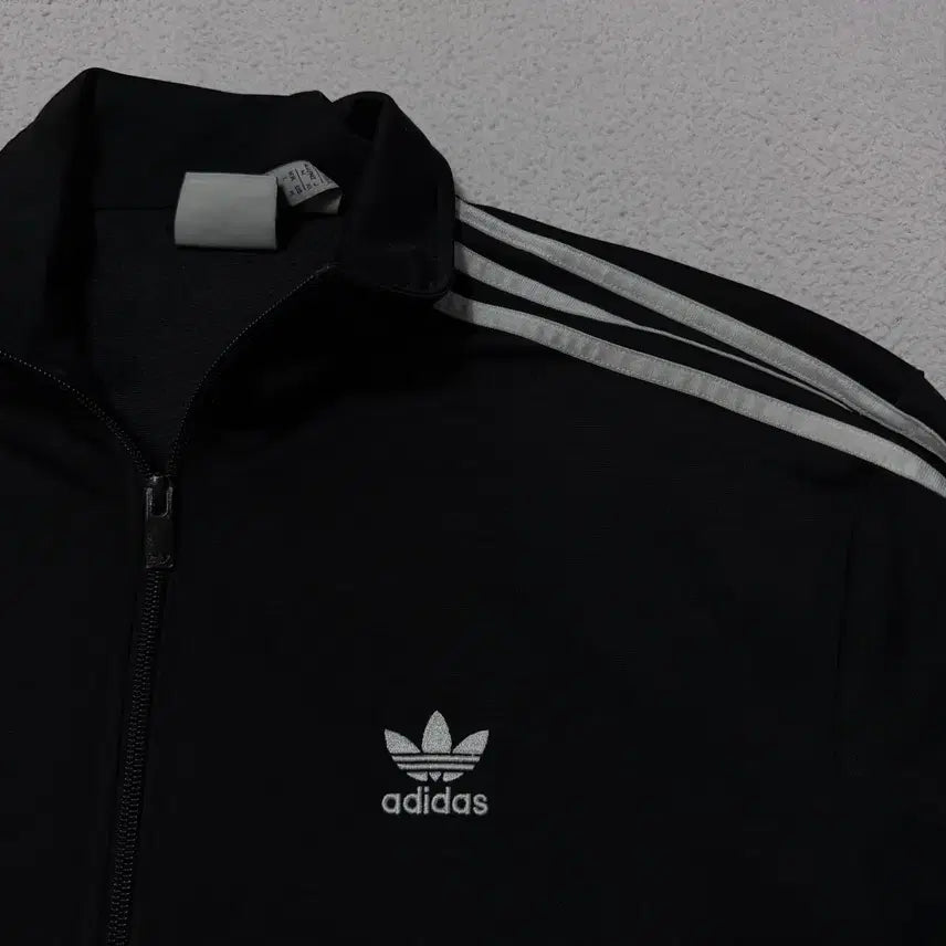 [SOLD OUT] 아디다스 져지 집업 파이어버드 블랙 검정