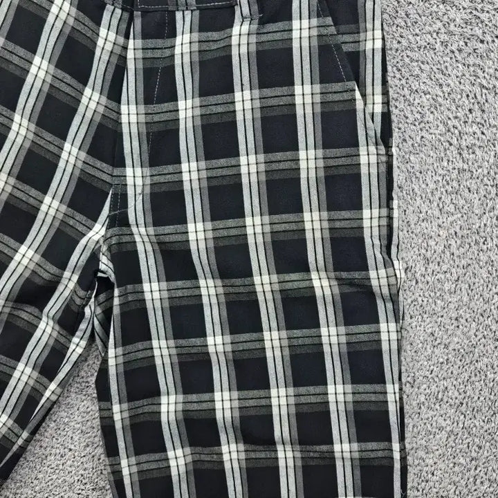 [BUNJANG] Dickies Checkered Shorts (33" Estimated) / 디키즈 체크 쇼츠 반바지 ( 33"추정 ) / 11915