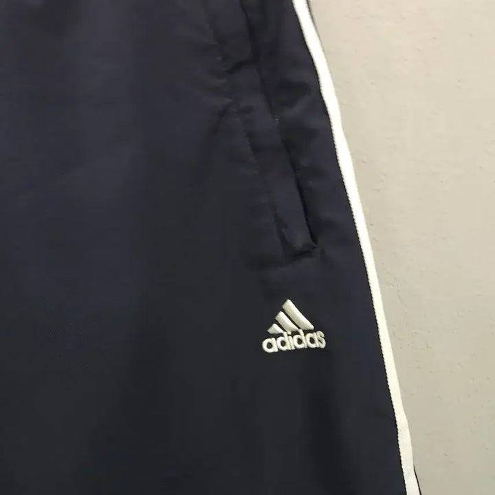 [BUNJANG] Adidas Three-Stripe Navy Shorts / 아디다스 삼선 반바지 네이비