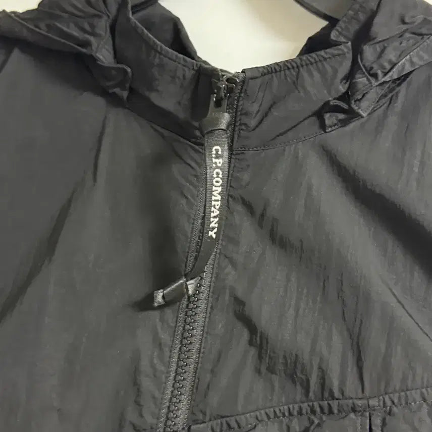 [BUNJANG] CP Company Pocket Goggle Hooded Jacket / CP컴퍼니 포켓 고글 후드 자켓