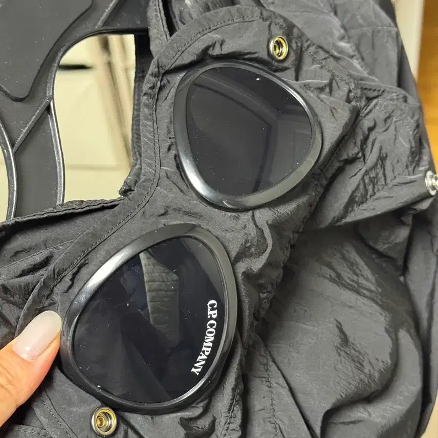 [BUNJANG] CP Company Pocket Goggle Hooded Jacket / CP컴퍼니 포켓 고글 후드 자켓