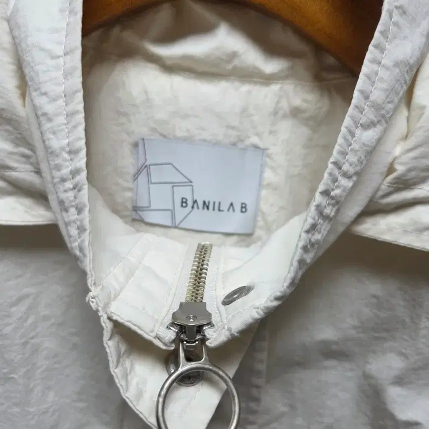 [SOLD OUT] 바닐라비  후드 점퍼(소매 오염)