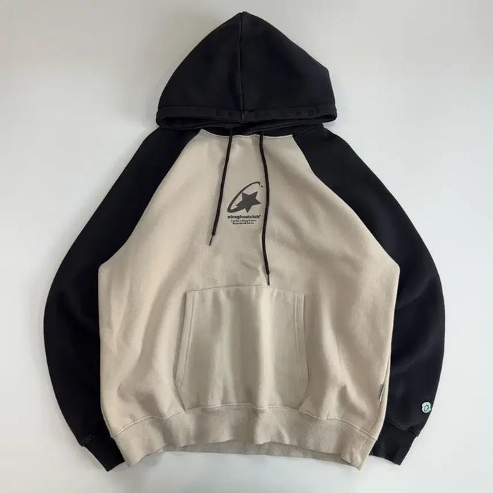 [SOLD OUT] Niceghostclub 나이스고스트클럽 배색 후드티