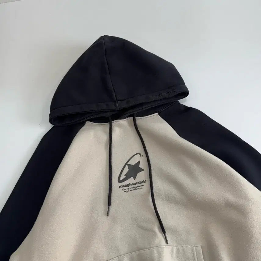 [SOLD OUT] Niceghostclub 나이스고스트클럽 배색 후드티