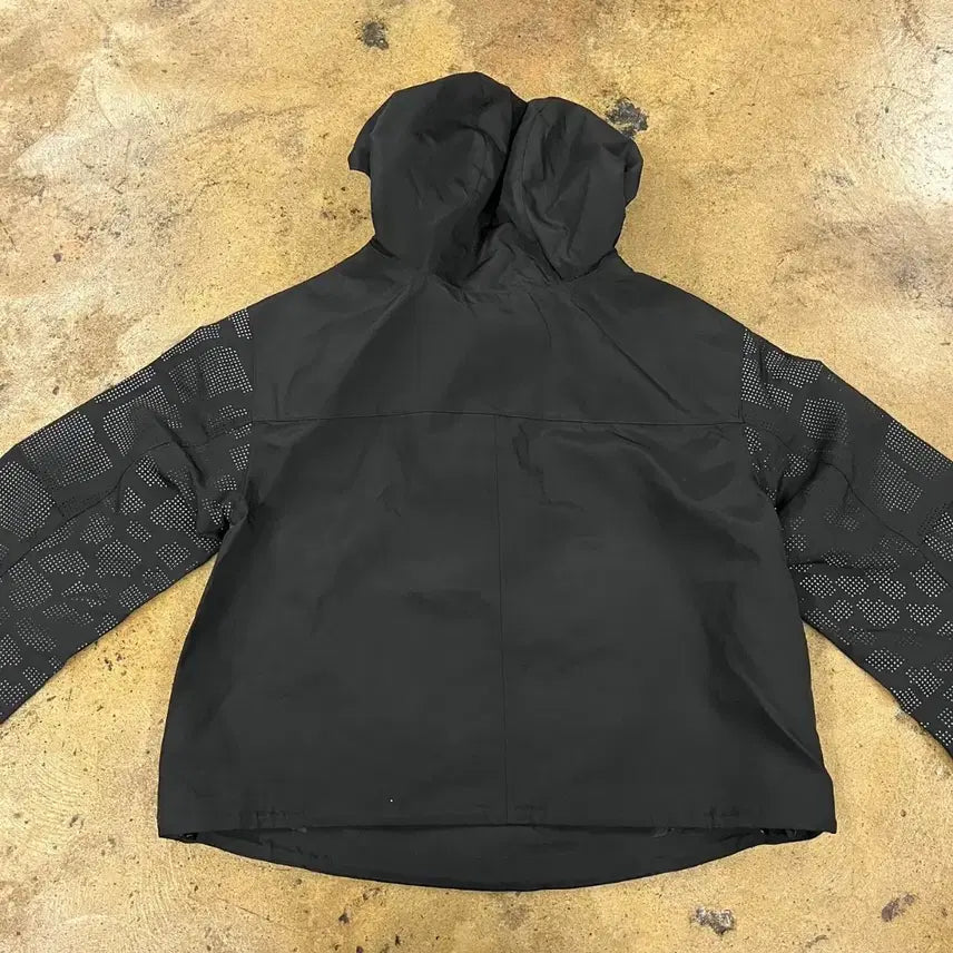 [BUNJANG] Alexander Wang x H&amp;M Black Hooded Windbreaker Jacket / [정품] 알렉산더왕 x h&amp;m 블랙 후드 윈드브레이커 자켓