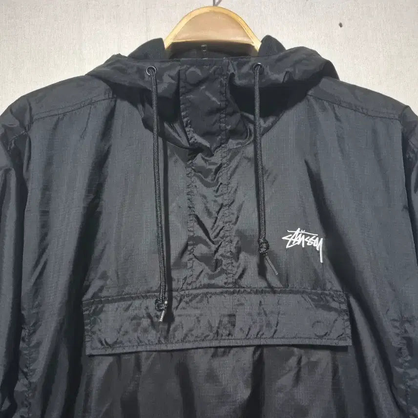 [BUNJANG] Stussy Black Anorak Hooded Windbreaker (L) / 스투시 블랙 아노락 후드 바람막이(L)