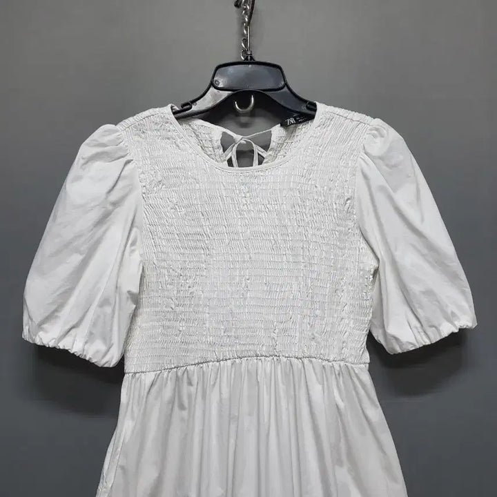 [SOLD OUT] 자라 스모크 밴딩 퍼프 롱원피스
