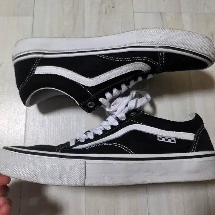 [BUNJANG] Vans Old Skool Black Sneakers / 반스 스케이트 올드스쿨 블랙 280