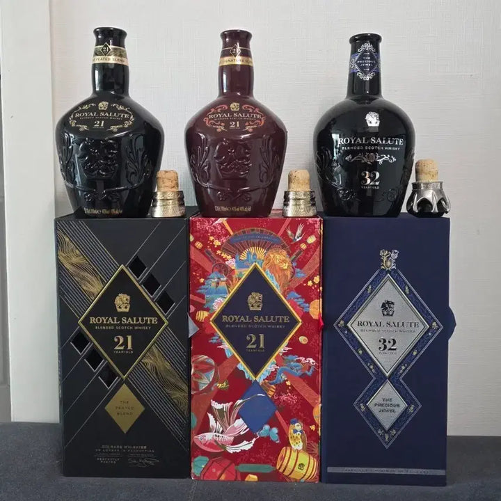 [SOLD OUT] 로얄살루트 21년 32년산 공병