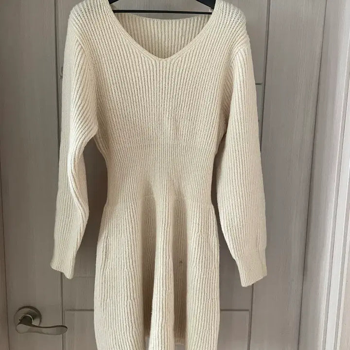[BUNJANG] Ivory Ribbed Knit Dress / 아이보리 골지 니트 원피스