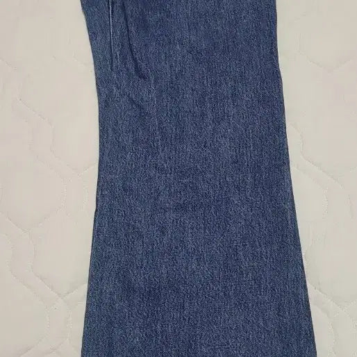 [SOLD OUT] 산드로청바지 24년