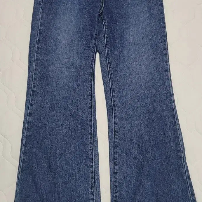 [SOLD OUT] 산드로청바지 24년