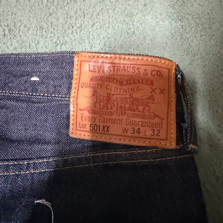 [SOLD OUT] lvc47501 린스드 34-32