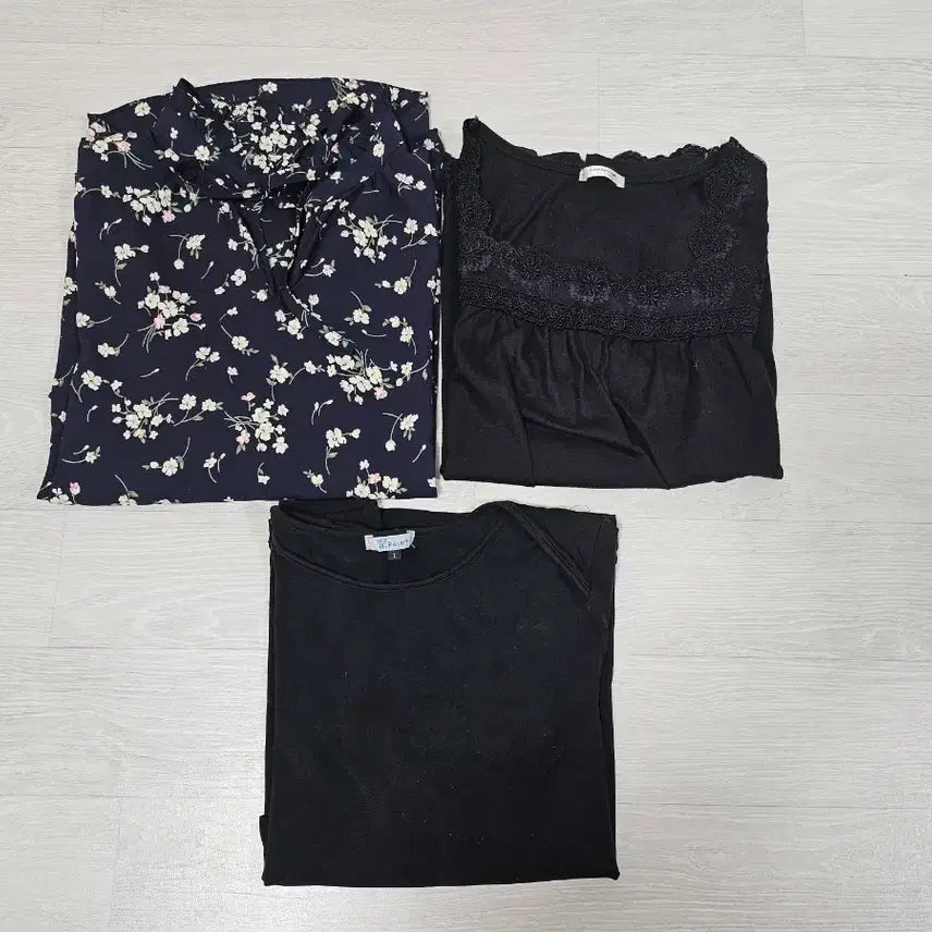[BUNJANG] Blouse/Long Sleeve &amp; 3/4 Sleeve T-shirt Set / 블라우스/긴팔티,칠부 3종 세트