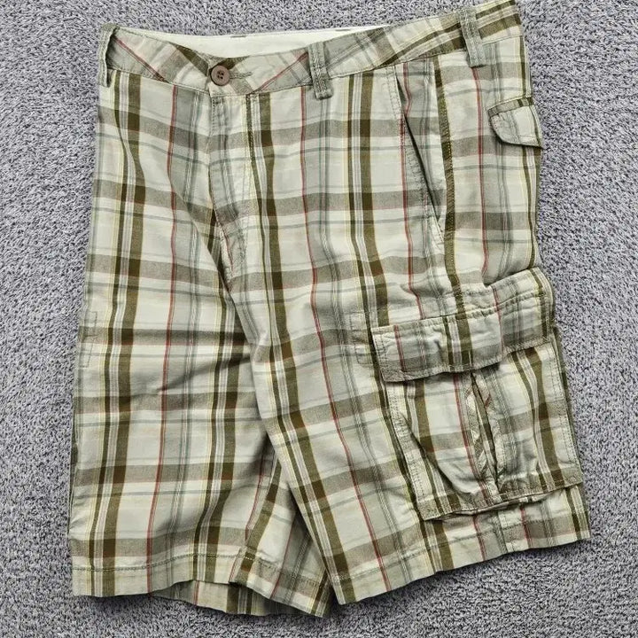 [BUNJANG] Dockers Checkered Cargo Shorts (Size 32) / DOCKERS 체크 카고 쇼츠 반바지 ( 32 " ) / 11917