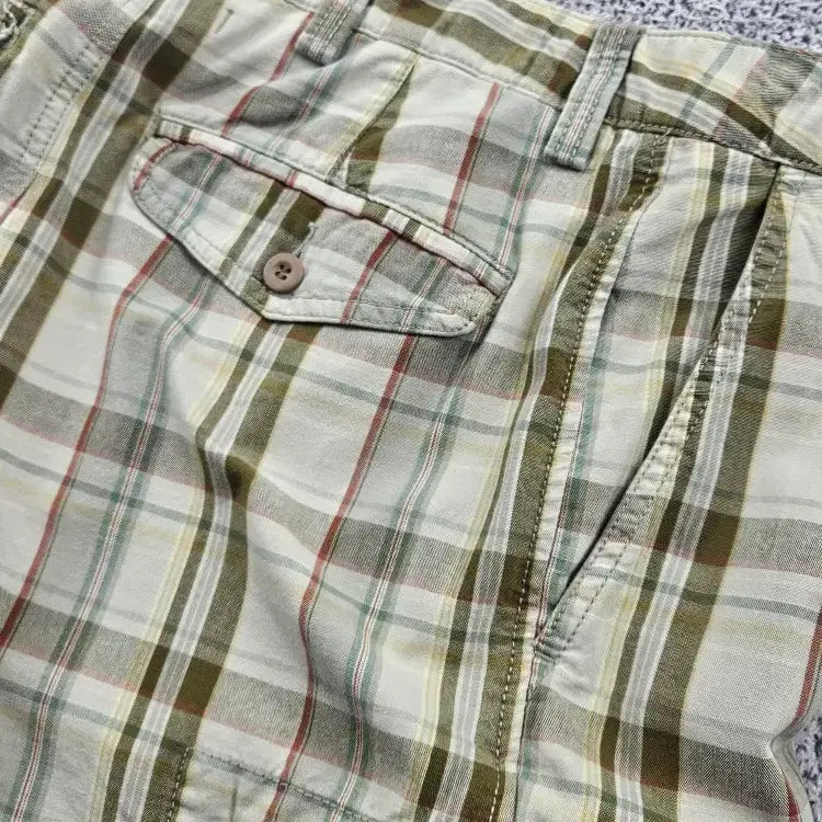 [BUNJANG] Dockers Checkered Cargo Shorts (Size 32) / DOCKERS 체크 카고 쇼츠 반바지 ( 32 " ) / 11917